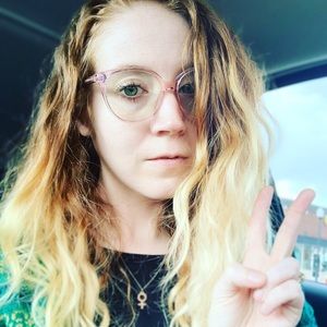 Meet your Posher, Katelyn